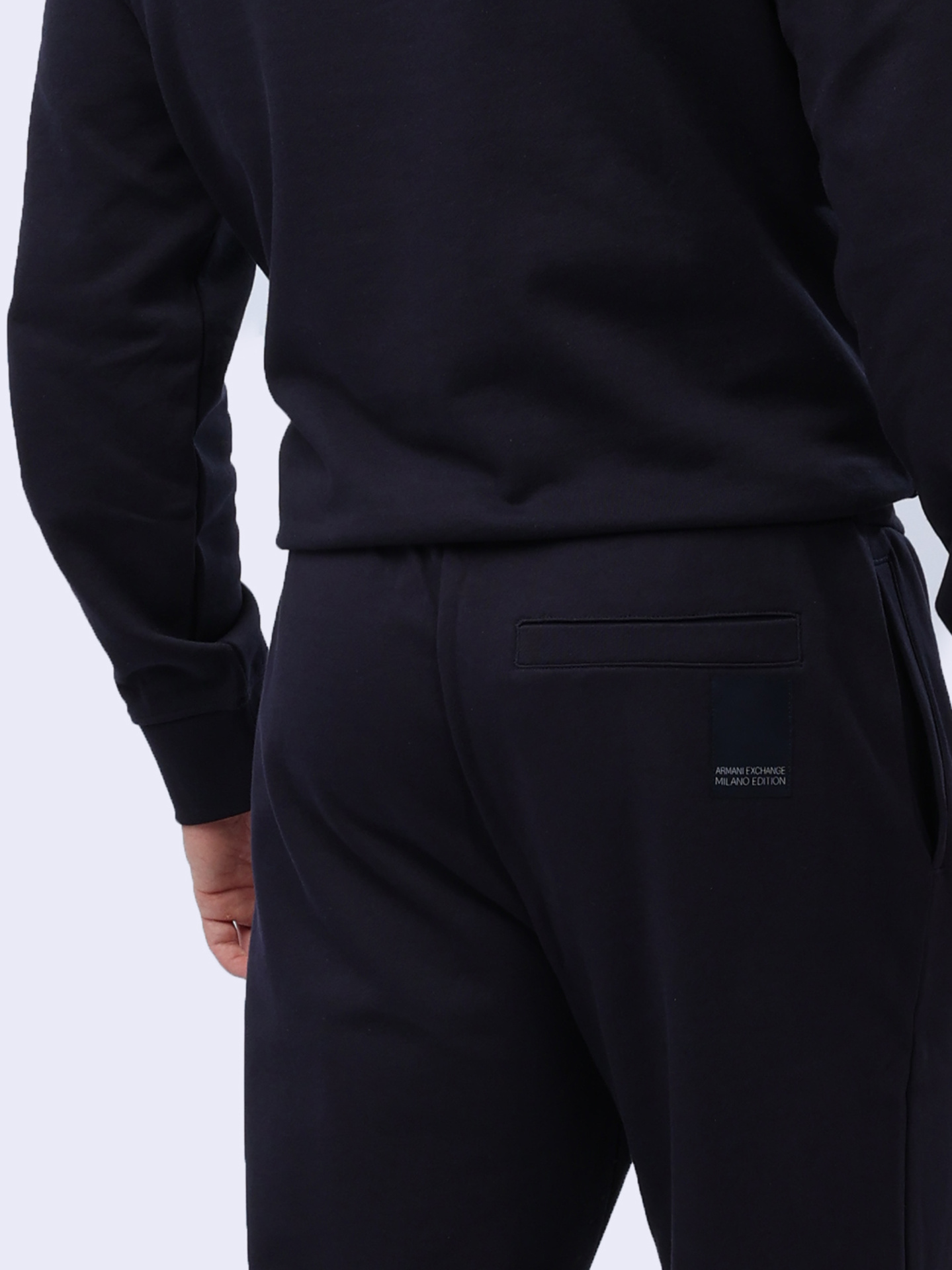 Брюки спортивные Armani Exchange 3DZPHH ZJGGZ 15CX темно-синие мужские из хлопка — купить в интернет-магазине Verdistore