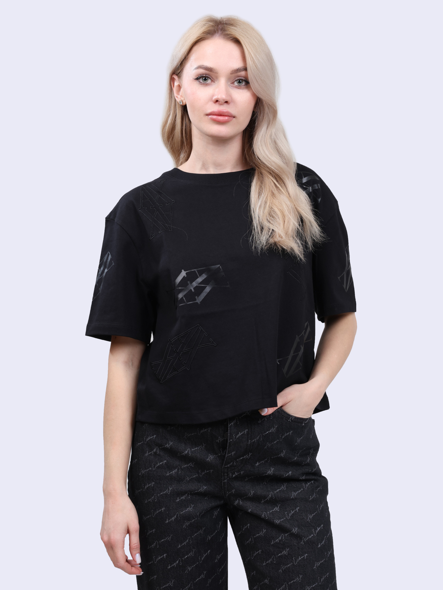 Футболка Armani Exchange 6DYT02 YJNNZ 1200 черная женская укороченная — купить в интернет-магазине Verdistore