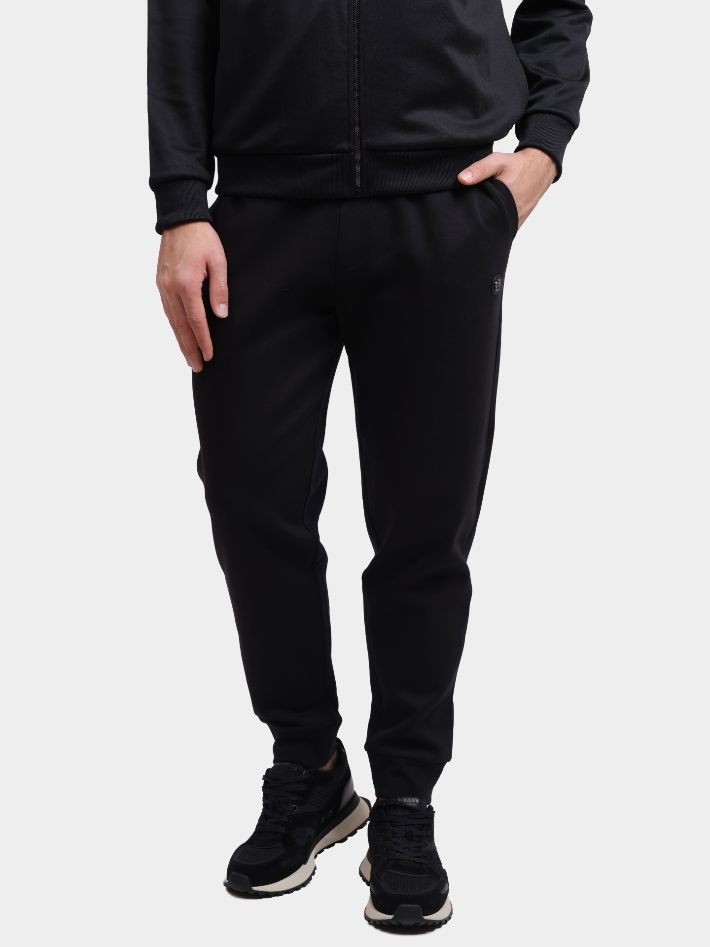 Джоггеры Boss 50520322 002 черные мужские — купить в интернет-магазине Verdistore