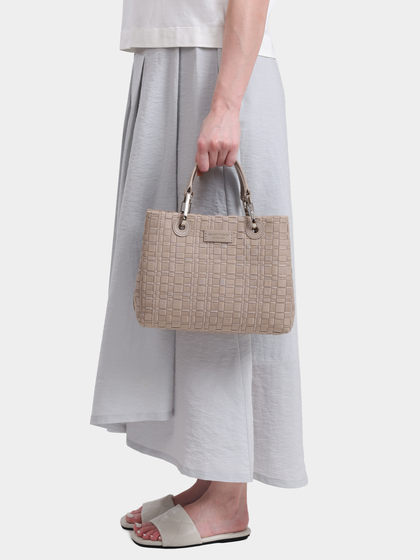 Сумка Emporio Armani EW000361 AF23436 U6076 плетеная женская из текстиля — купить в интернет-магазине Verdistore