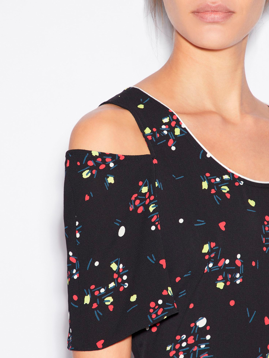 Платье Armani Exchange 3GYA18 черное женское с принтом  — купить в интернет-магазине Verdistore