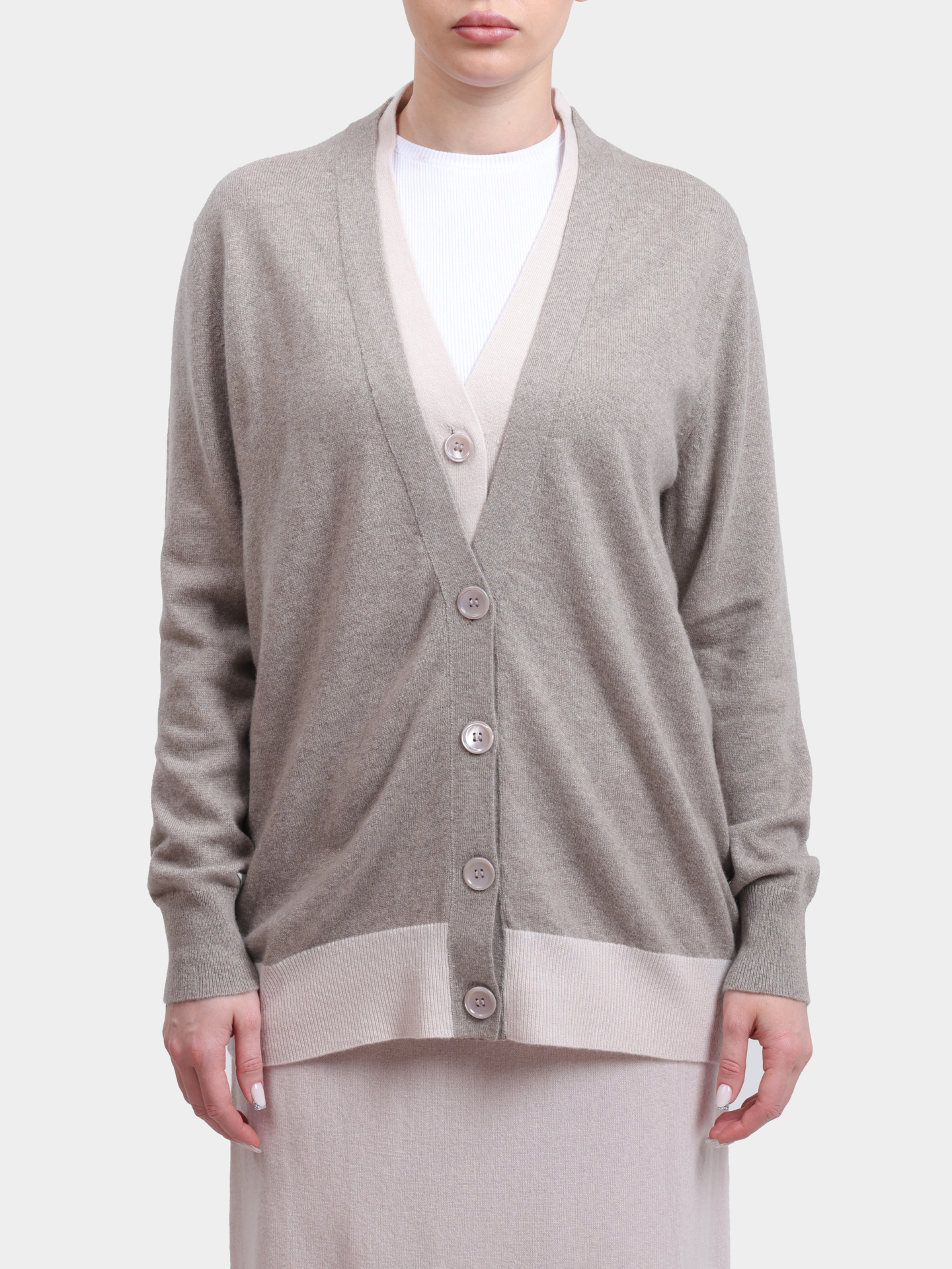 Кардиган Alpha Studio AD-4302E 2016 бежевый женский — купить в интернет-магазине Verdistore