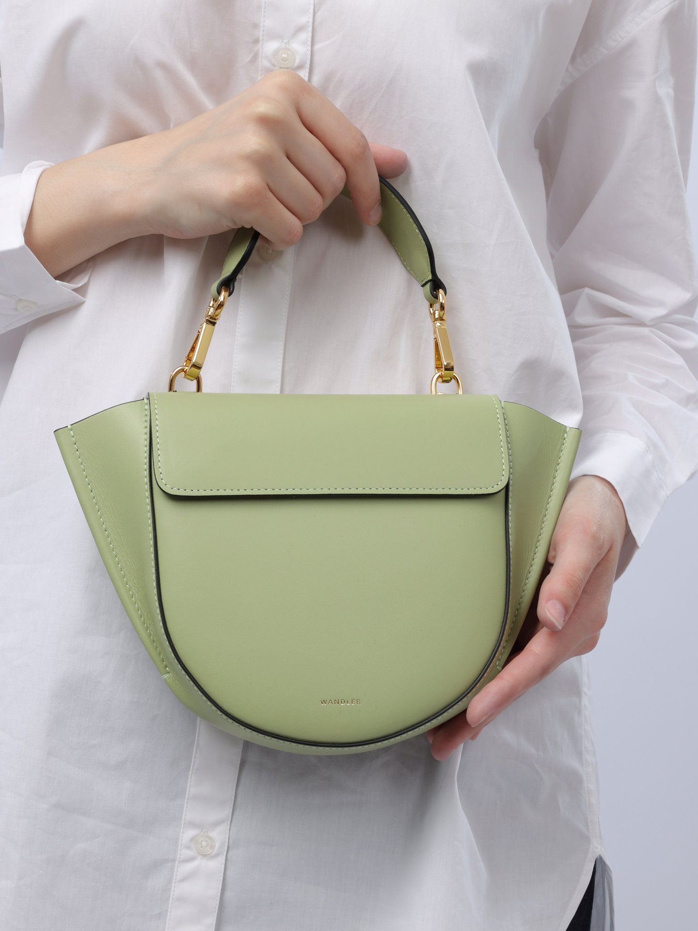 Сумка 24102000025 2738 зеленая из натуральной телячьей кожи — купить в интернет-магазине Verdistore