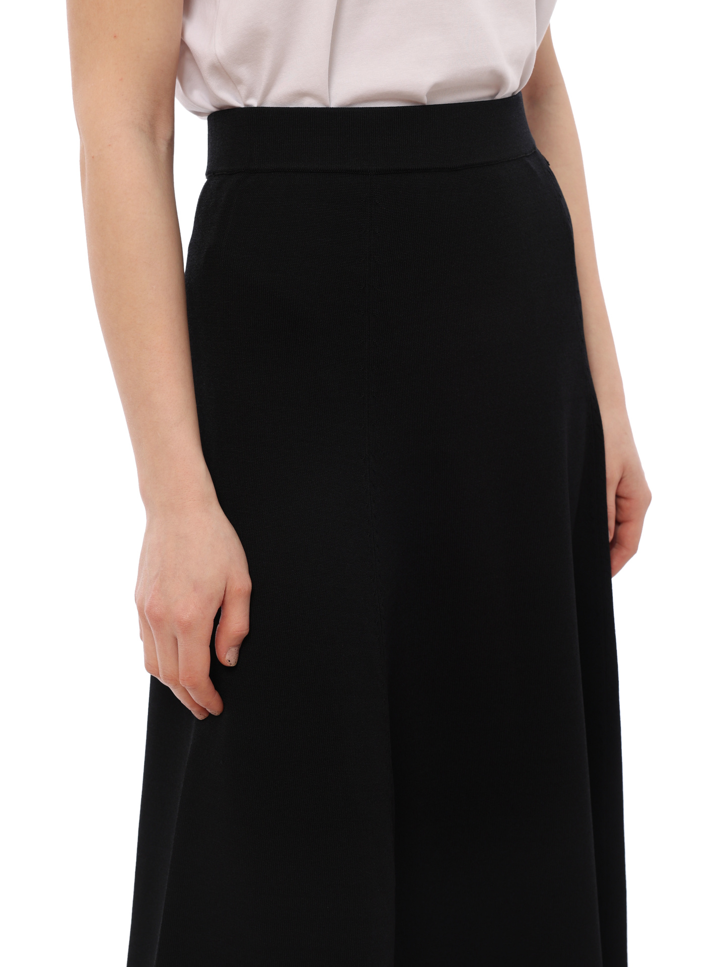 Юбка Armani Exchange 3RYN1F YMH6Z 1200 черная женская из трикотажа — купить в интернет-магазине Verdistore
