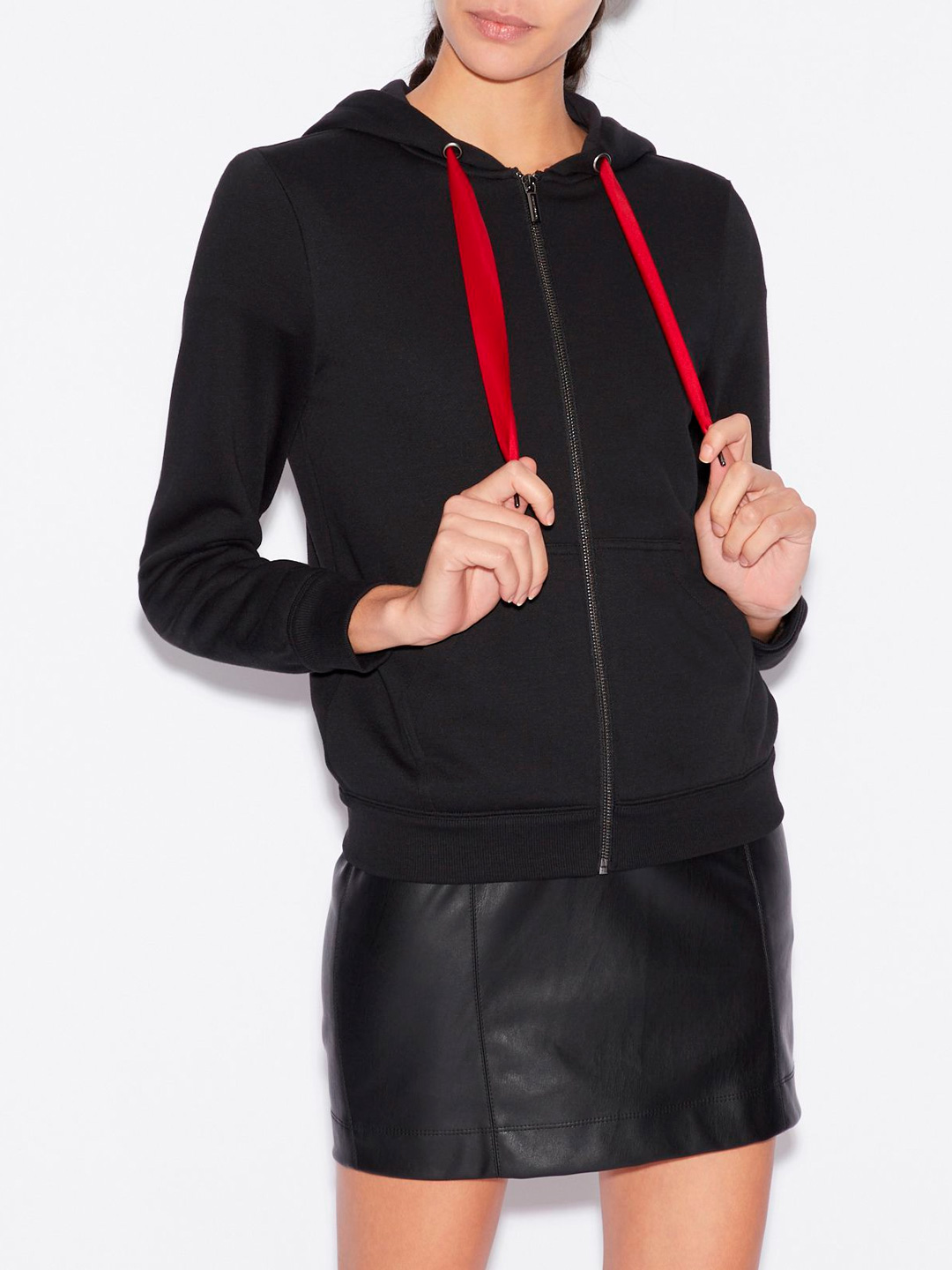Мастерка Armani Exchange 3GYM73 черная женская с контрастным логотипом — купить в интернет-магазине Verdistore