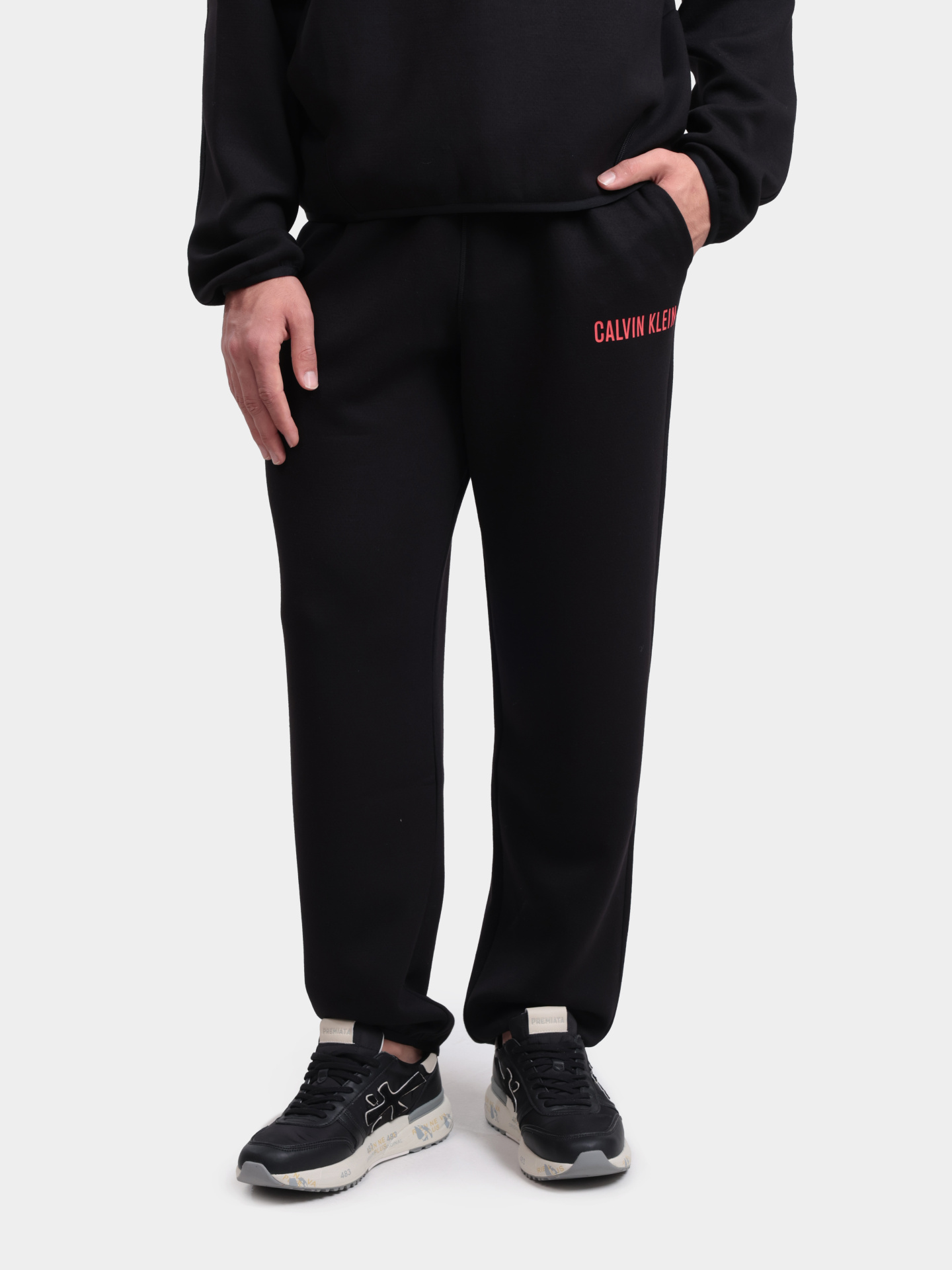 Брюки спортивные Calvin Klein LVGMF5P705 3IT черные мужские — купить в интернет-магазине Verdistore