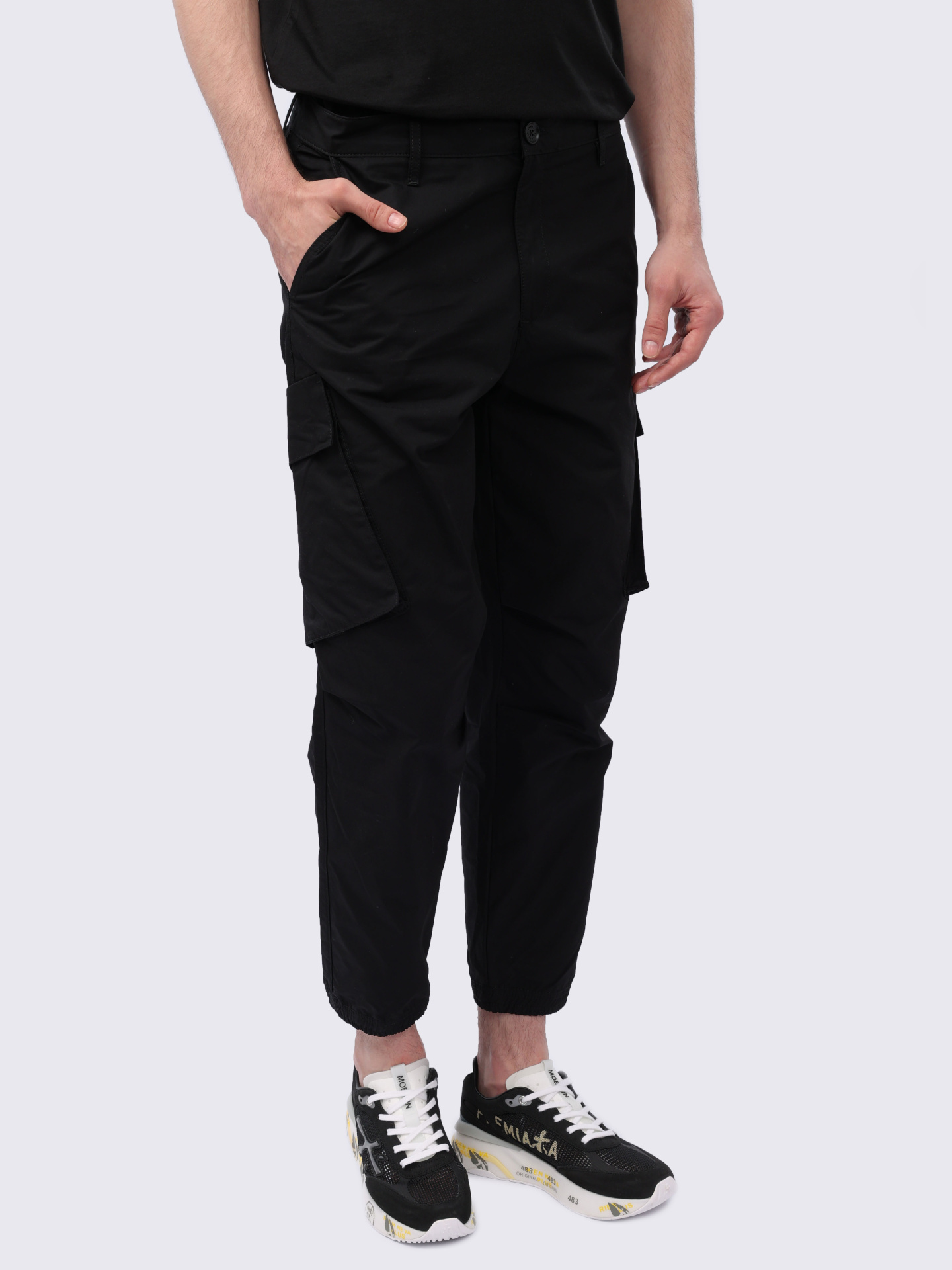 Брюки Armani Exchange 3DZP55 ZN3MZ 1200 черные мужские с накладными карманами  — купить в интернет-магазине Verdistore