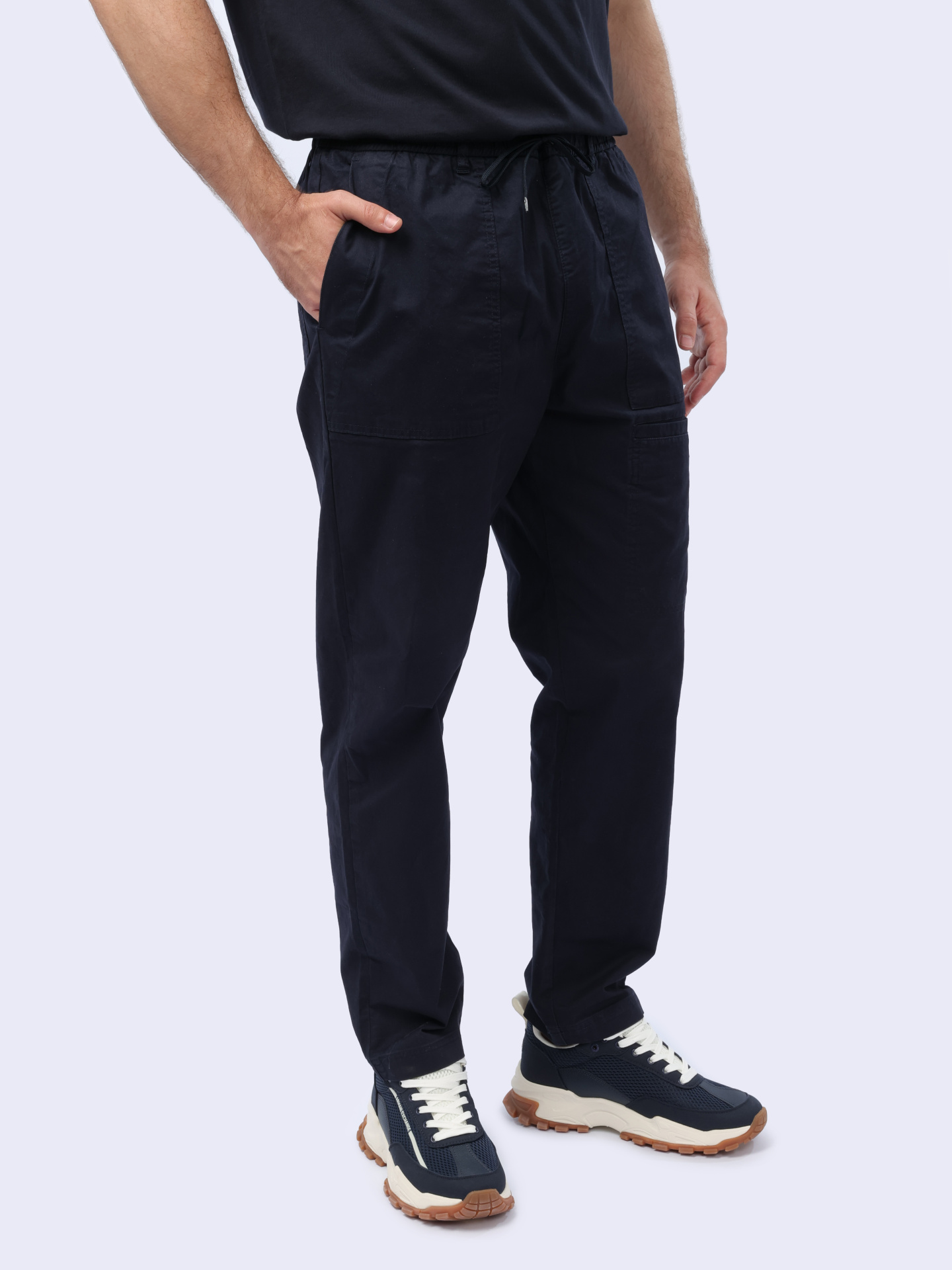 Брюки Armani Exchange 3DZPL5 ZN3DZ 1583 темно-синие мужские с накладными карманами — купить в интернет-магазине Verdistore