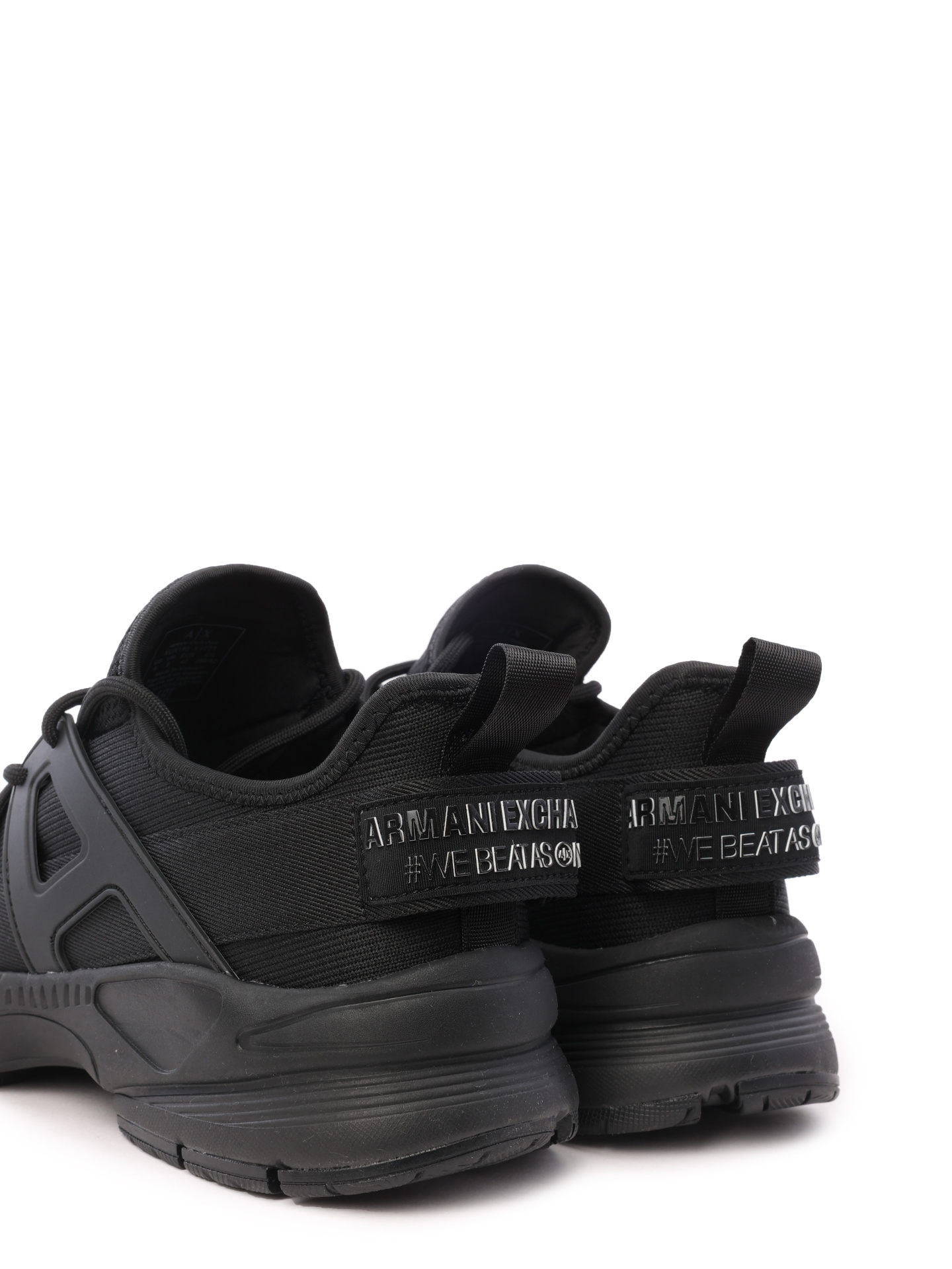 Кроссовки Armani Exchange XUX190 XV777 00002 черные мужские из текстиля — купить в интернет-магазине Verdistore