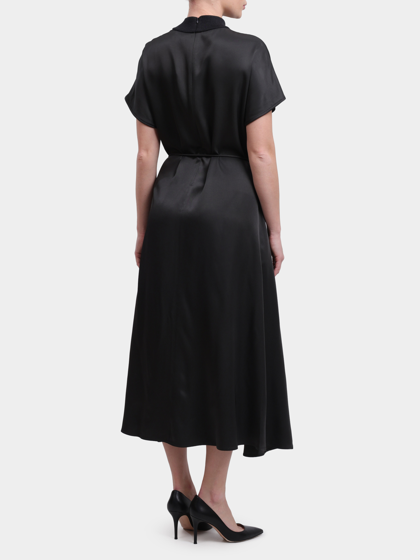 Платье S02122D00A 2245A 73A черное женское с поясом — купить в интернет-магазине Verdistore