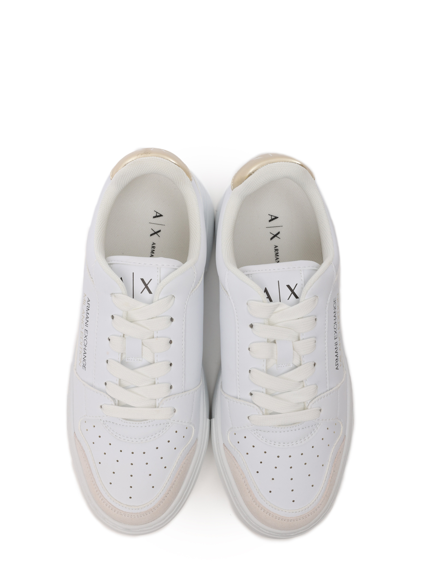 Кеды Armani Exchange XDX157 XV838 K702 белые женские с перфорацией — купить в интернет-магазине Verdistore