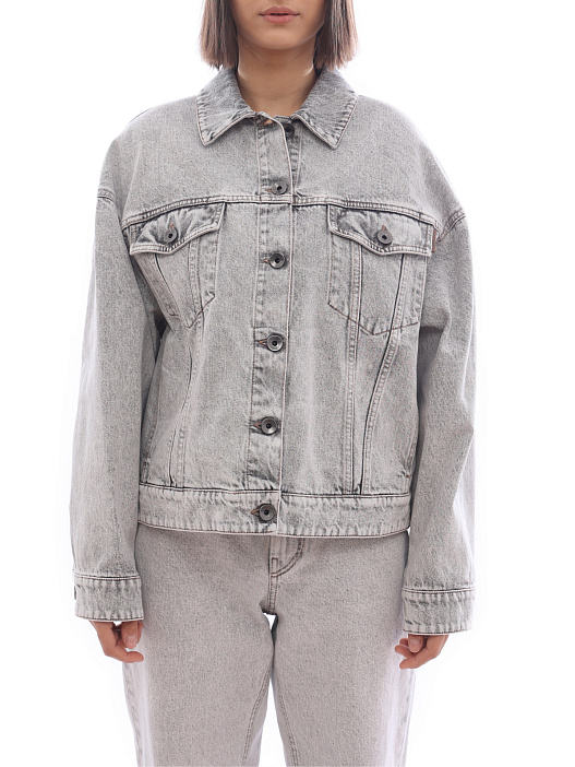 Куртка Brunello Cucinelli MA0952984 C7819 серая женская джинсовая — купить в интернет-магазине Verdistore