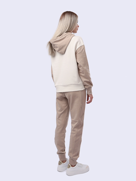/upload/iblock/5fe/gnqibt54pxqpmwew83tee9qs7javtanj/7W2A8017.jpg