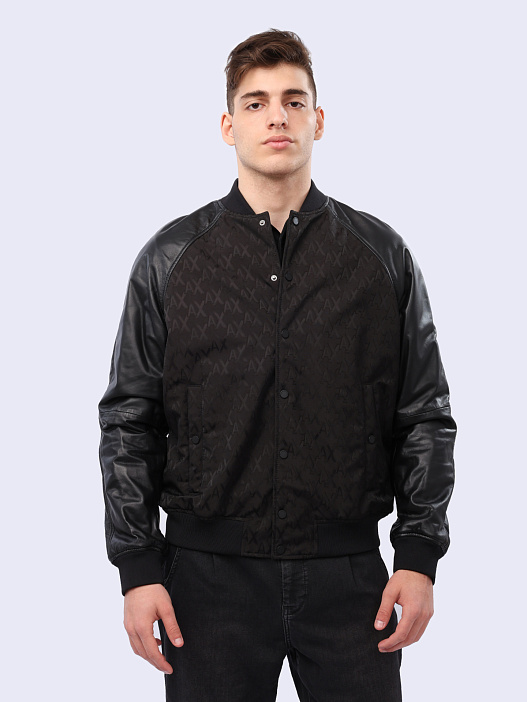 Бомбер Armani Exchange XM000002 AF10114 черный мужской с кожаными вставками — купить в интернет-магазине Verdistore