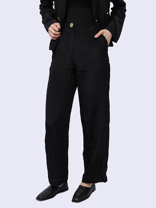 Брюки Armani Exchange 3DYP14 YN2QZ 1200 черные женские укороченные — купить в интернет-магазине Verdistore