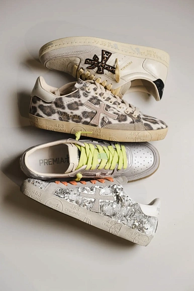 COLLECTION