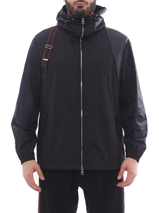 Куртка Alexander McQueen 662324 QRR21 1000 черная мужская с капюшоном — купить в интернет-магазине Verdistore